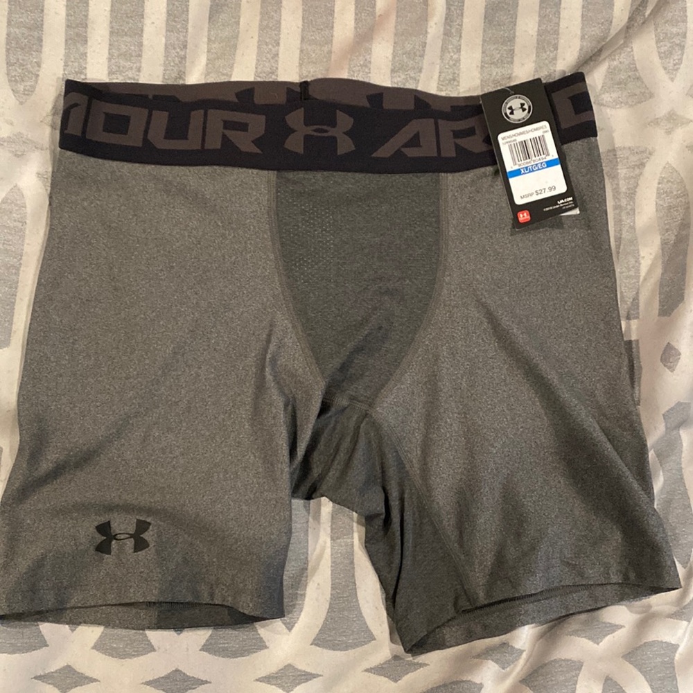 Under armour mens compression shorts